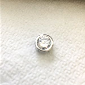 6/$25-Fashion Jewelry- Clear Diamond Cut Pendant